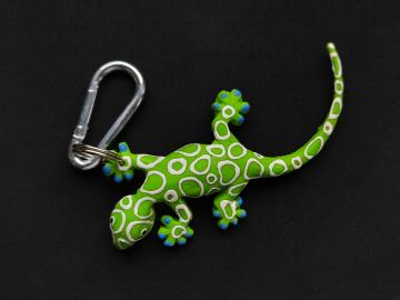 Schlüsselanhänger Kautschuk Gecko grün Kringel